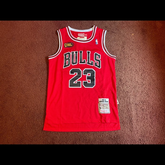 Mitchell & Ness Other - Michael Jordan Chicago Bulls (Home) Jersey (23)